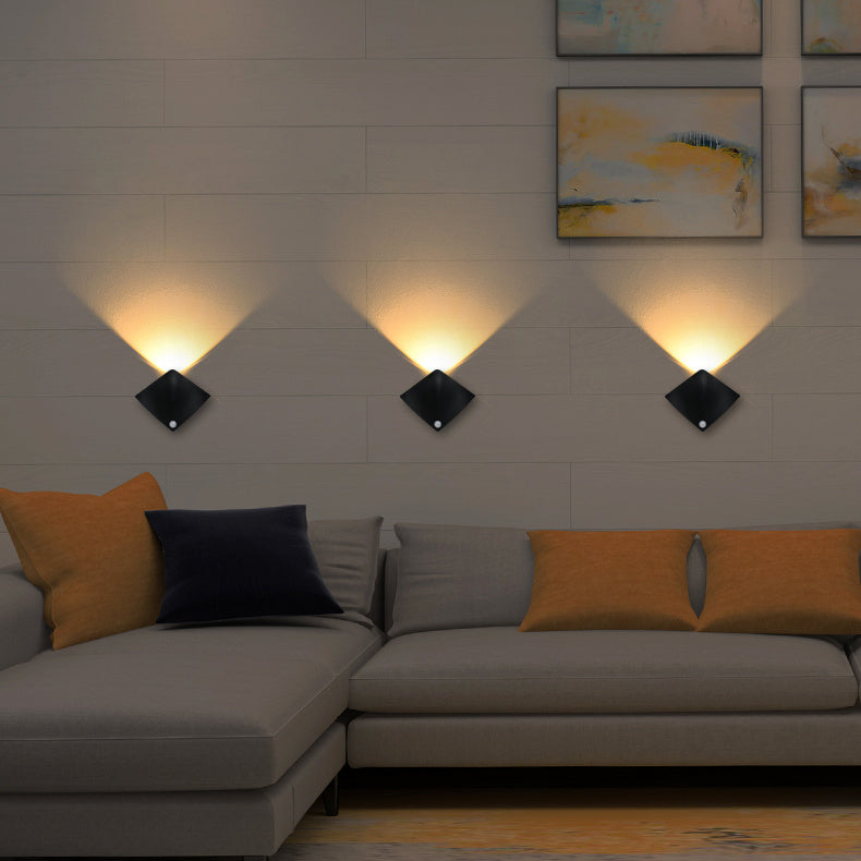 GlowSense Lamp